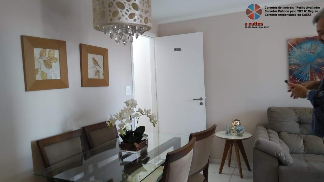 Apartamento à venda com 2 quartos, 62m² - Foto 4