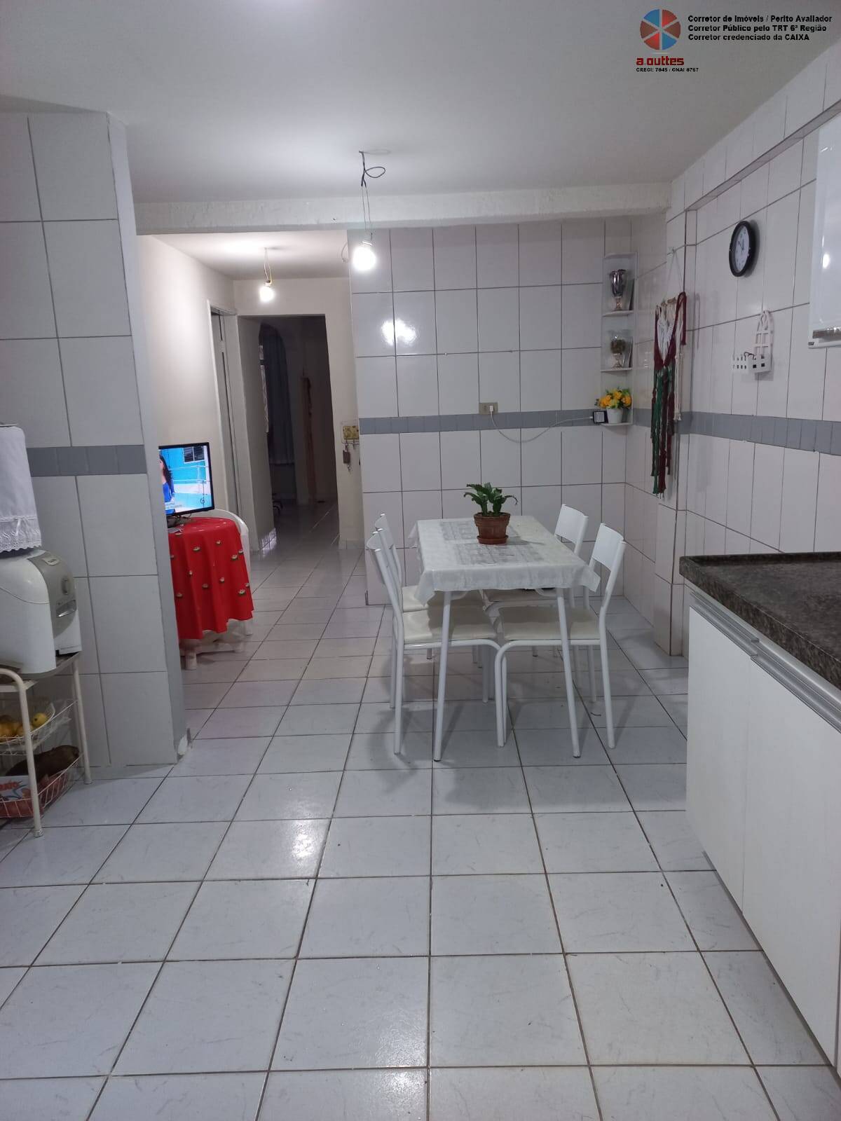 Casa à venda com 4 quartos, 168m² - Foto 6